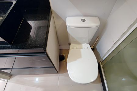 Apartamento à venda com 164m², 3 quartos e 1 vaga Apartamento à venda com 164m², 3 quartos e 1 vagaBanheiro 2