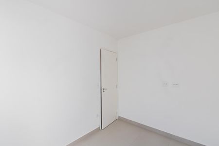 Quarto 1 de apartamento para alugar com 2 quartos, 42m² em Vila Guilhermina, São Paulo