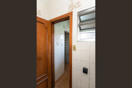 Casa para alugar com 66m², 1 quarto e 2 vagasBanheiro de serviço