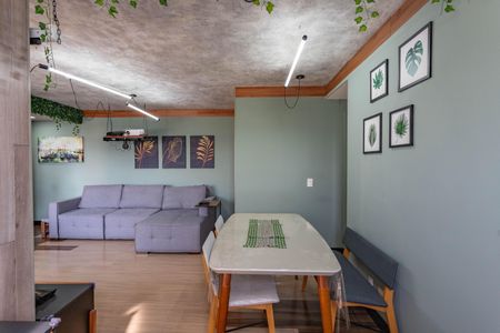 Apartamento à venda com 67m², 2 quartos e 1 vagaSala