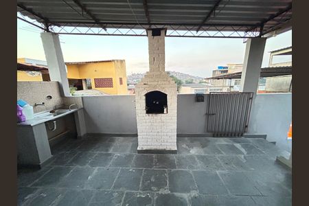 Casa à venda com 300m², 3 quartos e sem vagaÁrea de Serviço/churrasqueira