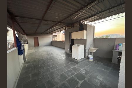 Casa à venda com 300m², 3 quartos e sem vagaÁrea de Serviço/terraço