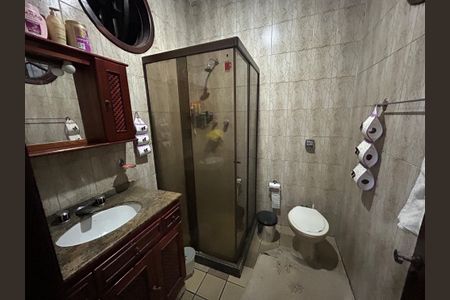 Casa à venda com 300m², 3 quartos e sem vagaBanheiro da Suíte