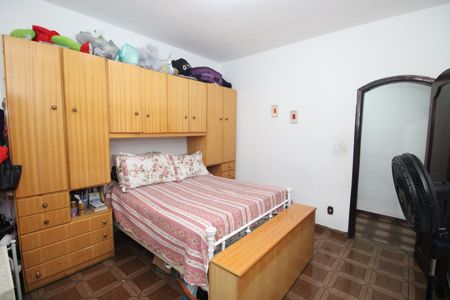 Casa à venda com 300m², 3 quartos e sem vagaSuíte