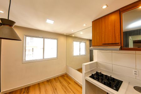 Apartamento à venda com 32m², 2 quartos e sem vagaSala e Cozinha