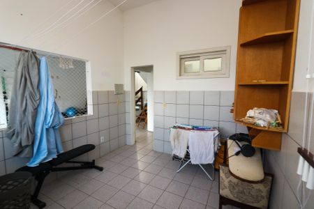 Casa de condomínio à venda com 222m², 3 quartos e 4 vagasÁrea de Serviço