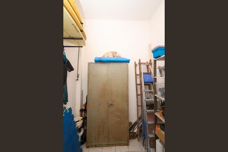 Casa de condomínio à venda com 222m², 3 quartos e 4 vagasQuarto de Serviço