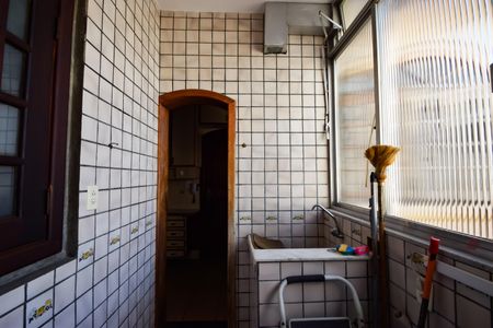 Apartamento à venda com 200m², 4 quartos e 1 vaga Apartamento à venda com 200m², 4 quartos e 1 vagaÁrea de Serviço