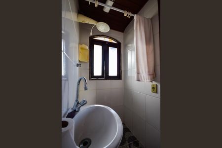 Apartamento à venda com 200m², 4 quartos e 1 vaga Apartamento à venda com 200m², 4 quartos e 1 vagaBanheiro de Serviço