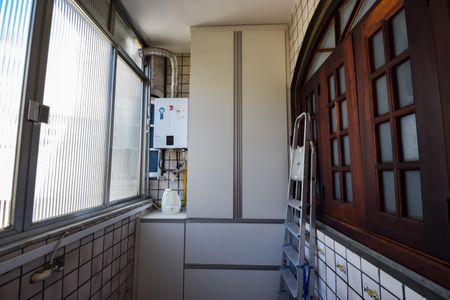 Apartamento à venda com 200m², 4 quartos e 1 vaga Apartamento à venda com 200m², 4 quartos e 1 vagaÁrea de Serviço