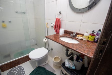 Casa de condomínio à venda com 600m², 4 quartos e 2 vagasBanheiro 2