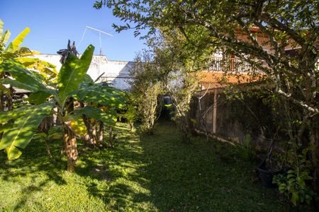 Casa de condomínio à venda com 600m², 4 quartos e 2 vagasQuintal