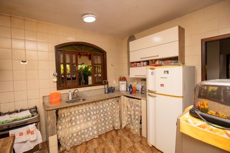 Casa de condomínio à venda com 600m², 4 quartos e 2 vagasCozinha