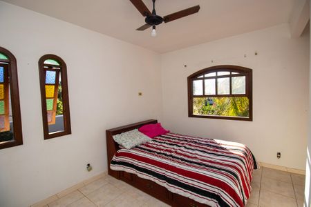 Casa de condomínio à venda com 600m², 4 quartos e 2 vagasQuarto 4