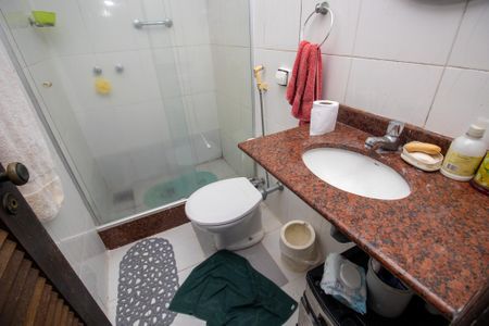 Casa de condomínio à venda com 600m², 4 quartos e 2 vagasBanheiro 2