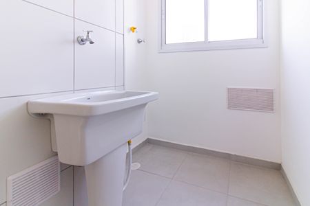 Apartamento à venda com 55m², 3 quartos e 1 vaga Apartamento à venda com 55m², 3 quartos e 1 vagaCozinha e Área de Serviço
