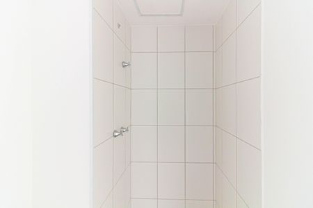 Apartamento à venda com 41m², 2 quartos e 1 vaga Apartamento à venda com 41m², 2 quartos e 1 vagaBanheiro