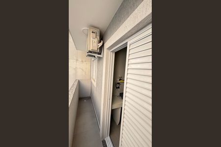 Apartamento à venda com 46m², 2 quartos e 1 vaga Apartamento à venda com 46m², 2 quartos e 1 vagaVaranda do Quarto 2