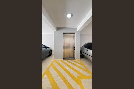 Apartamento à venda com 46m², 2 quartos e 1 vaga Apartamento à venda com 46m², 2 quartos e 1 vagaElevador