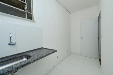 Apartamento à venda com 77m², 2 quartos e sem vagaCozinha