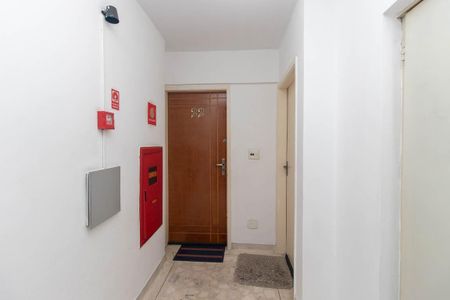 Apartamento à venda com 80m², 3 quartos e 1 vaga Apartamento à venda com 80m², 3 quartos e 1 vagaHall de entrada