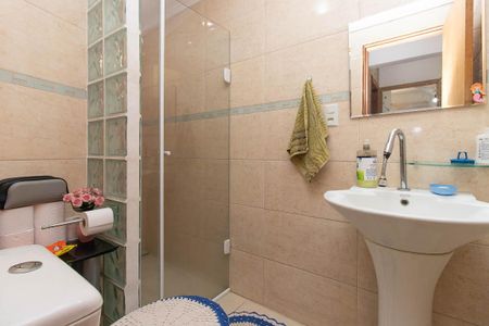 Apartamento à venda com 80m², 3 quartos e 1 vaga Apartamento à venda com 80m², 3 quartos e 1 vagaBanheiro Social