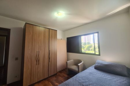 Apartamento à venda com 134m², 3 quartos e 3 vagas Apartamento à venda com 134m², 3 quartos e 3 vagasQuarto 2