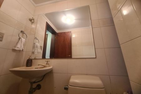 Apartamento à venda com 134m², 3 quartos e 3 vagas Apartamento à venda com 134m², 3 quartos e 3 vagasLavabo