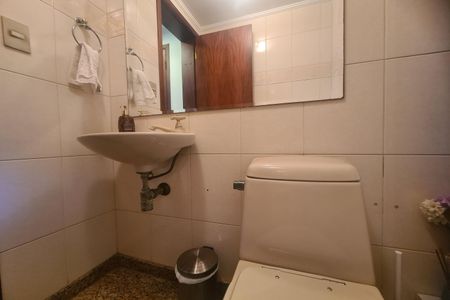 Apartamento à venda com 134m², 3 quartos e 3 vagas Apartamento à venda com 134m², 3 quartos e 3 vagasLavabo