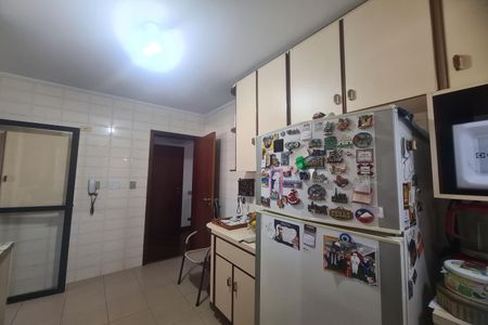 Apartamento à venda com 134m², 3 quartos e 3 vagas Apartamento à venda com 134m², 3 quartos e 3 vagasCozinha