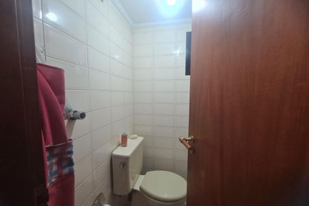 Apartamento à venda com 134m², 3 quartos e 3 vagas Apartamento à venda com 134m², 3 quartos e 3 vagasBanheiro de serviço