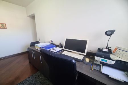 Apartamento à venda com 134m², 3 quartos e 3 vagas Apartamento à venda com 134m², 3 quartos e 3 vagasQuarto 1