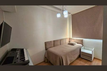 Apartamento à venda com 110m², 4 quartos e 2 vagas Apartamento à venda com 110m², 4 quartos e 2 vagasQuarto