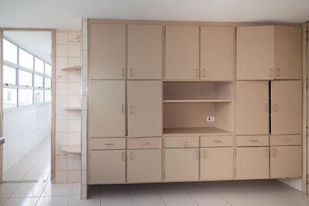 Apartamento à venda com 130m², 3 quartos e 1 vaga Apartamento à venda com 130m², 3 quartos e 1 vagaCozinha