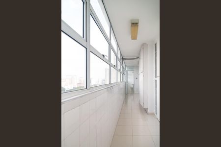 Apartamento à venda com 130m², 3 quartos e 1 vaga Apartamento à venda com 130m², 3 quartos e 1 vagaÁrea de Serviço