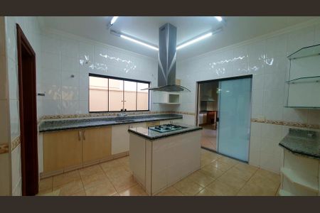 Casa de condomínio para alugar com 265m², 3 quartos e 4 vagasCozinha