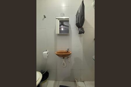 Studio para alugar com 18m², 1 quarto e sem vaga Studio para alugar com 18m², 1 quarto e sem vagaBanheiro social