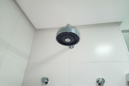 Apartamento à venda com 57m², 2 quartos e 1 vaga Apartamento à venda com 57m², 2 quartos e 1 vagaBanheiro