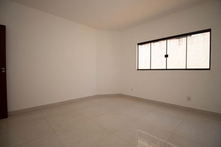 Casa de condomínio para alugar com 199m², 3 quartos e 2 vagas Casa de condomínio para alugar com 199m², 3 quartos e 2 vagasQuarto
