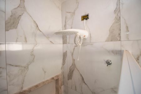 Casa de condomínio para alugar com 199m², 3 quartos e 2 vagas Casa de condomínio para alugar com 199m², 3 quartos e 2 vagasBanheiro da Suíte 1