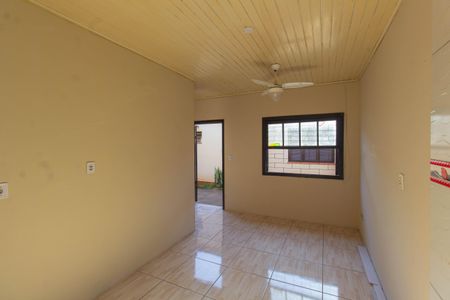 Sala de casa de condomínio à venda com 1 quarto, 35m² em Santo Afonso, Novo Hamburgo