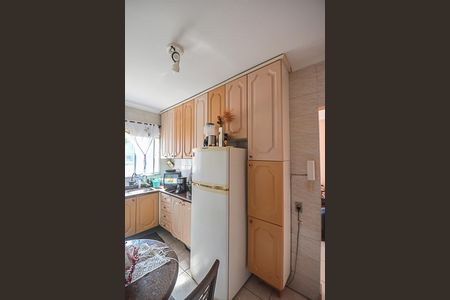 Apartamento à venda com 64m², 2 quartos e 1 vaga Apartamento à venda com 64m², 2 quartos e 1 vagaCozinha - Armários