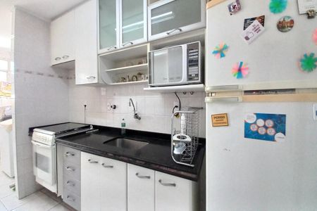 Apartamento para alugar com 92m², 2 quartos e 1 vagaCozinha