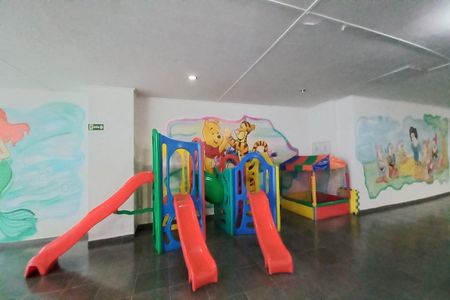 Apartamento para alugar com 92m², 2 quartos e 1 vagaÁrea comum