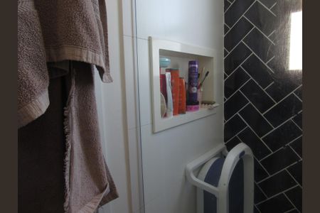 Apartamento para alugar com 79m², 2 quartos e 2 vagasBanheiro da Suíte