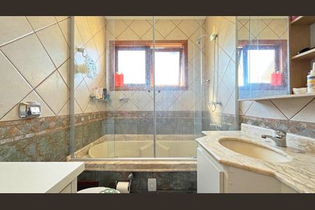 Casa para alugar com 162m², 3 quartos e 4 vagas Casa para alugar com 162m², 3 quartos e 4 vagasBanheiro da Suíte