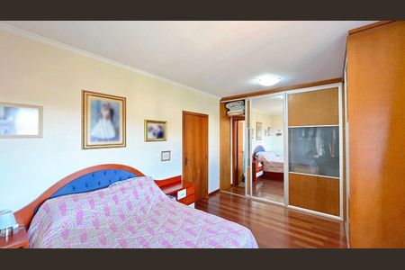 Casa para alugar com 162m², 3 quartos e 4 vagas Casa para alugar com 162m², 3 quartos e 4 vagasQuarto 3