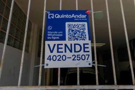 Casa à venda com 140m², 2 quartos e 2 vagas Casa à venda com 140m², 2 quartos e 2 vagasPlaca Instalada