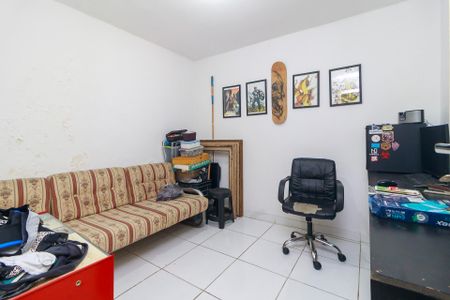 Casa à venda com 140m², 2 quartos e 2 vagas Casa à venda com 140m², 2 quartos e 2 vagasEdicula