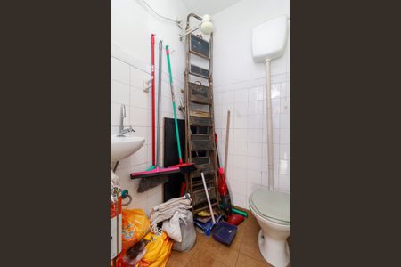 Casa à venda com 140m², 2 quartos e 2 vagas Casa à venda com 140m², 2 quartos e 2 vagasEdicula